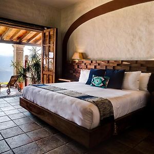 Deluxe Double Room Mountain View Jacuzzi
